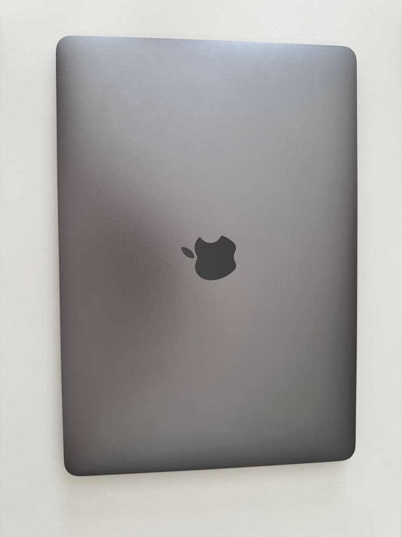MacBook Pro 2016 スペースグレー 本体