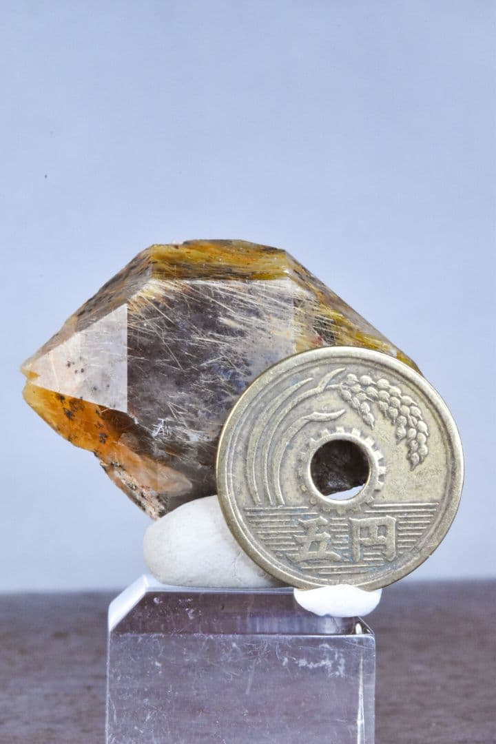 ザギ・マウンテン産 ルチルインクォーツ DT 02