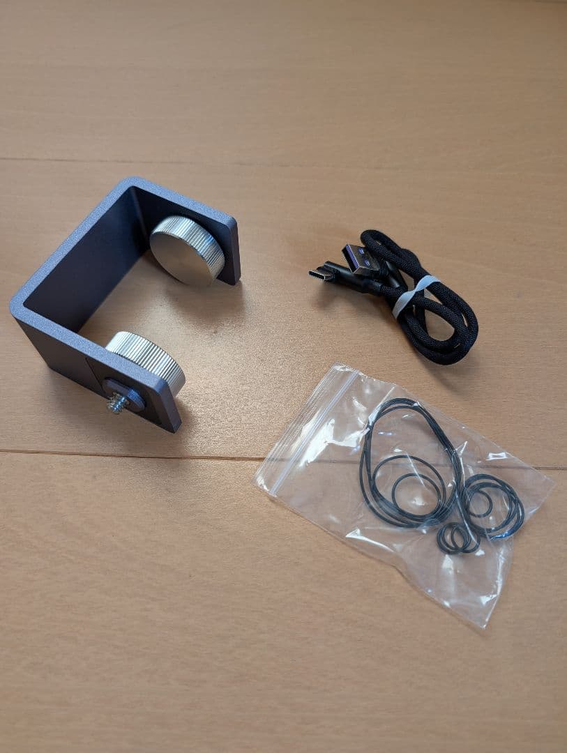 LaserPecker2 レーザー彫刻機 本体 ＋多機能電動台座＋試し材料付き