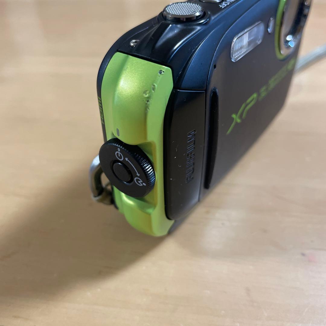 富士フイルムFINEPIX XP80