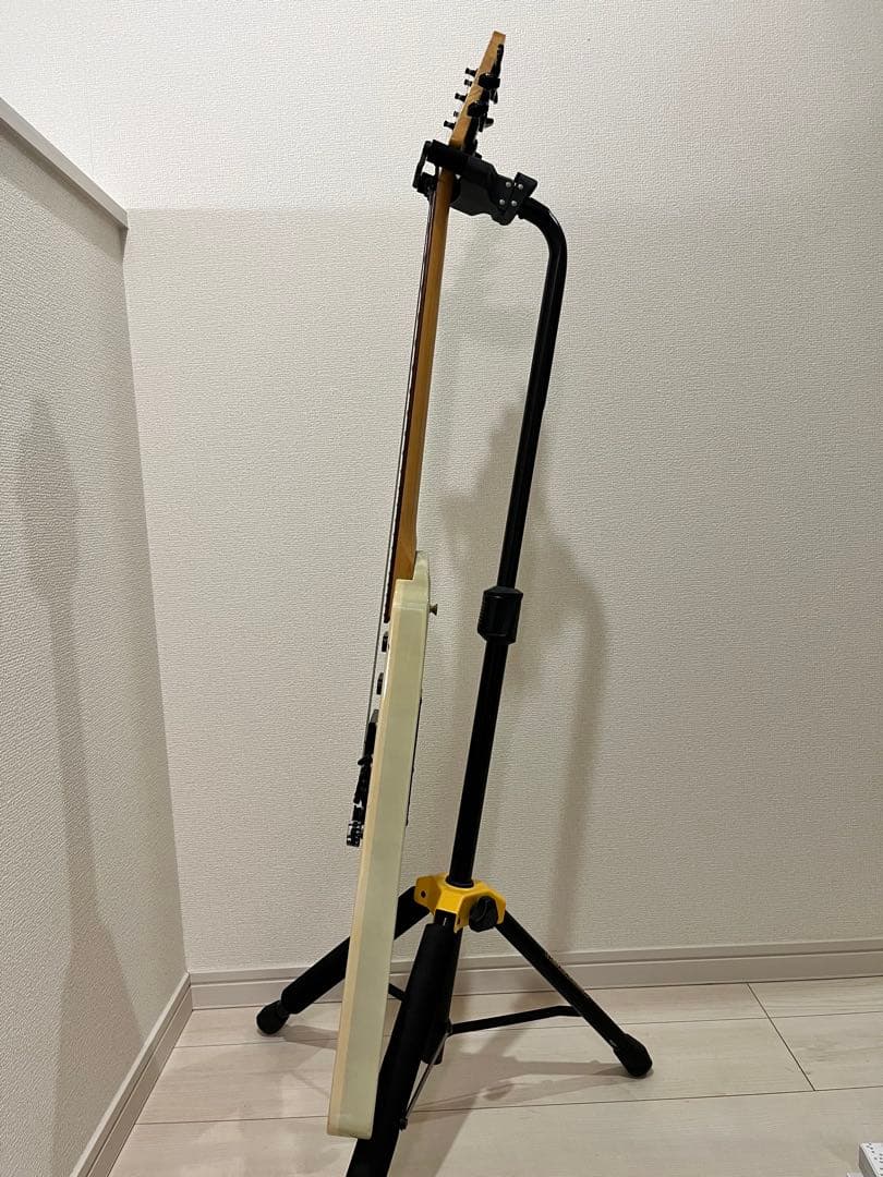 FERNANDES フライングV タイプ