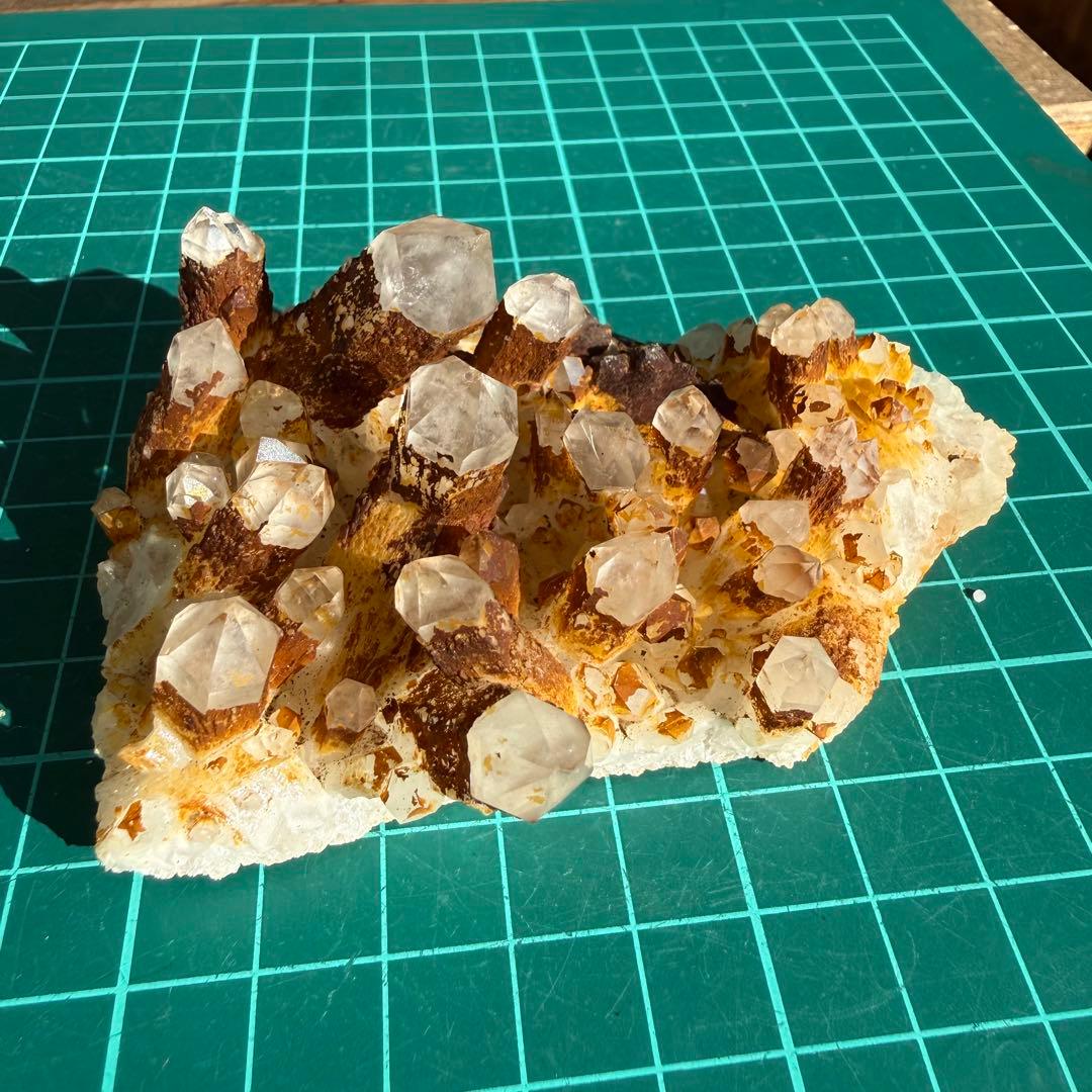 希少❣️キャンドルクォーツクラスター　自立　ブラウン 155g 水晶　天然石B-①