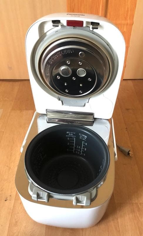 パナソニック 炊飯器 Wおどり炊き SR-PW108 2018年製