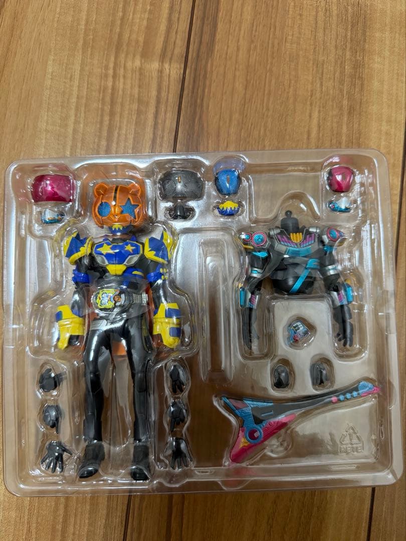 フィギュアーツ　パンクジャック　モンスター　ビート