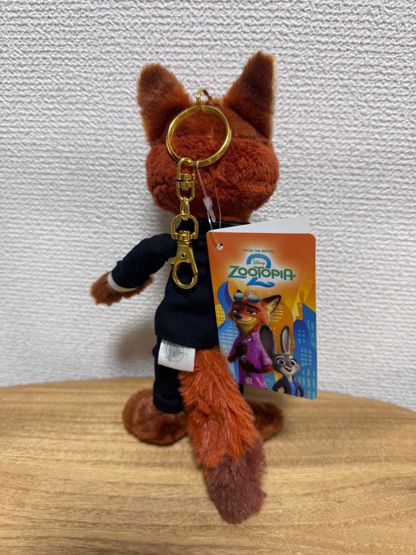 ズートピア2 タキシード ニック ディズニーストア店舗限定ぬいぐるみキーホルダー