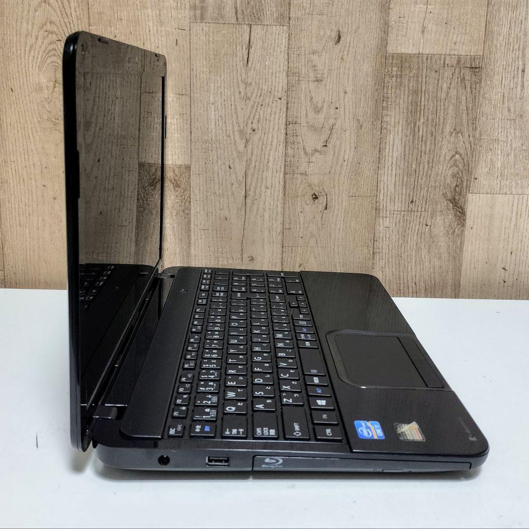 TOSHIBA dynabook Core i7 メモリ8GB SSD128GB