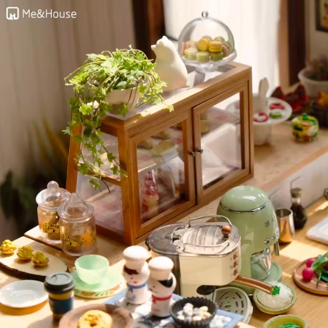 専用ページ　ミニチュア　ドール家具　キャビネット　ショーケース　ドールハウス