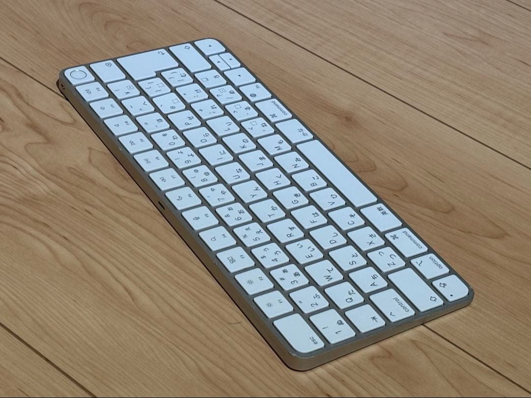 キーボード Apple Touch ID Magic Keyboard A2449