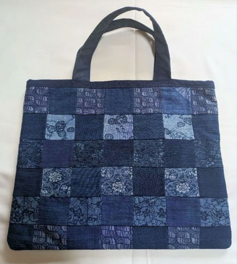 【一点もの】本藍染め パッチワーク トートバッグ ハンドメイド 外ポケット 古布