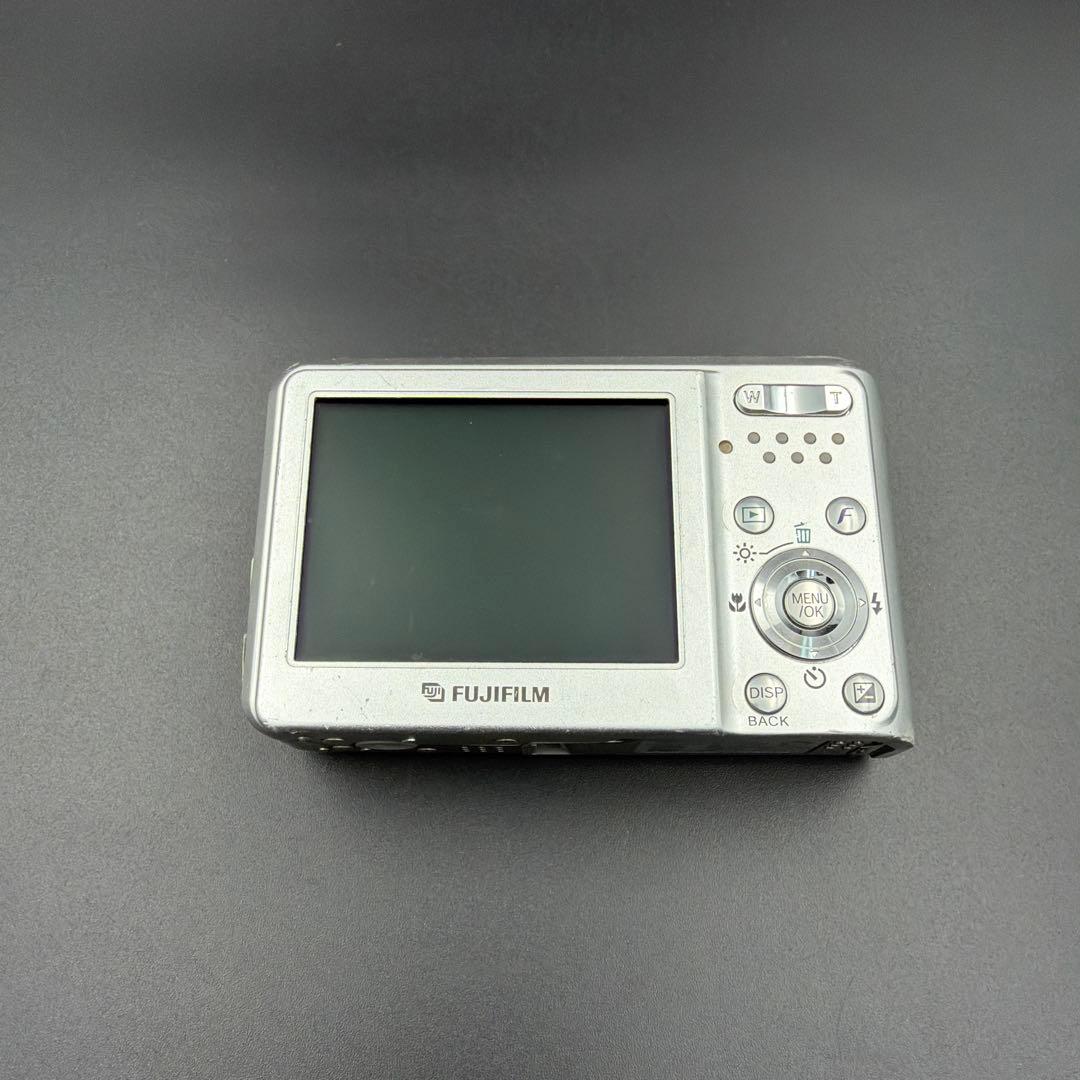 FUJIFILM FINEPIX F30 シルバー コンパクトデジタルカメラ