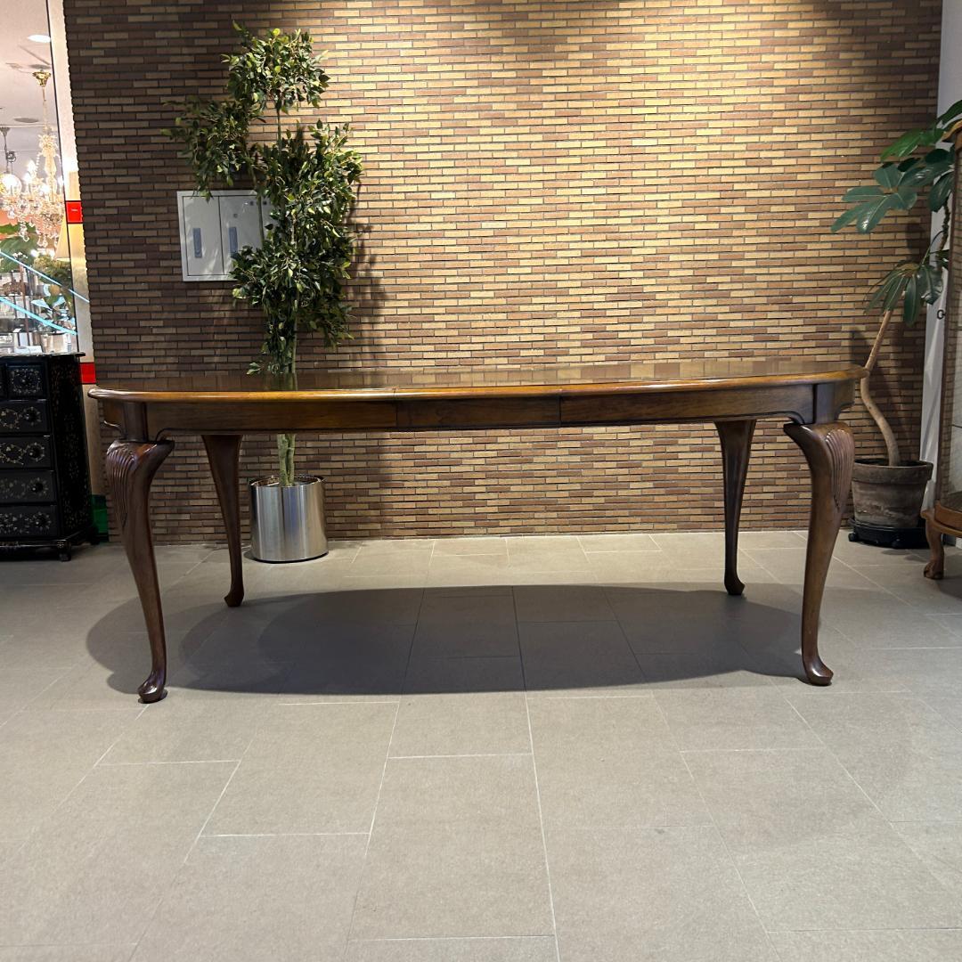 在庫一掃セール♥美品　アメリカアンティークダイングテーブル　伸長式　クラシカル