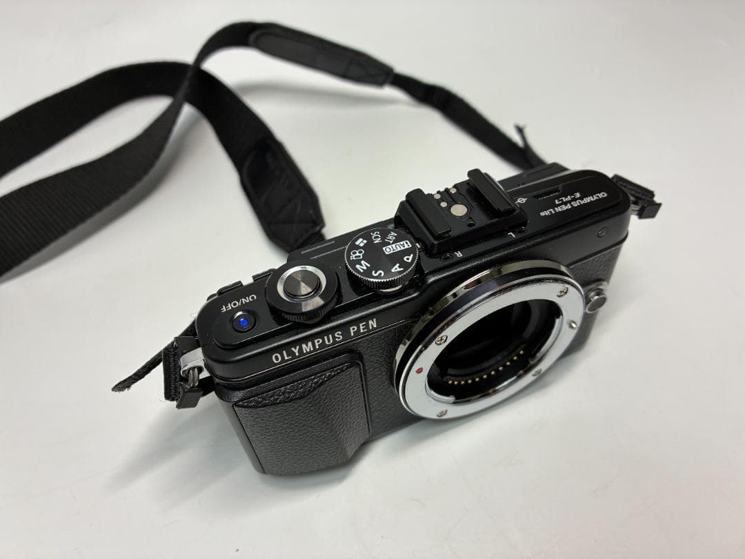 OLYMPUS PEN E-PL7 ミラーレス一眼