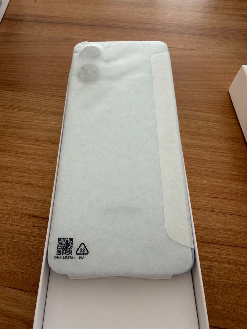 Samsung Galaxy A25 5G ホワイト