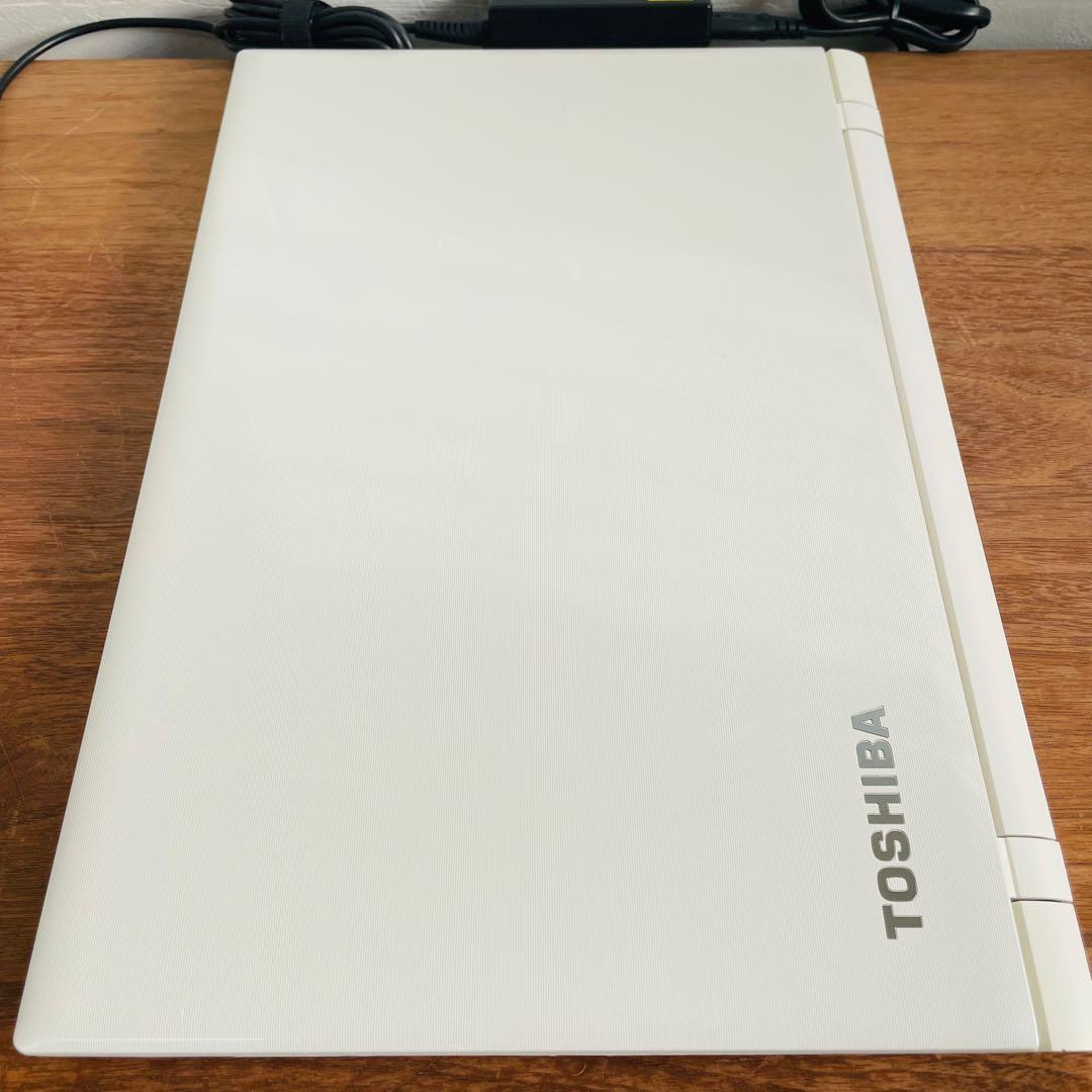 【即日発送】dynabook T75 i7/8GB/SSD/白色/DVD