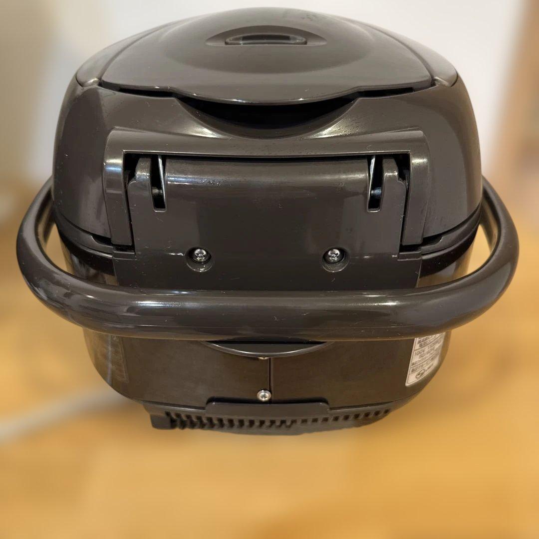 Zojirushi 象印　豪熱沸とうIH炊飯器　NP-VN10