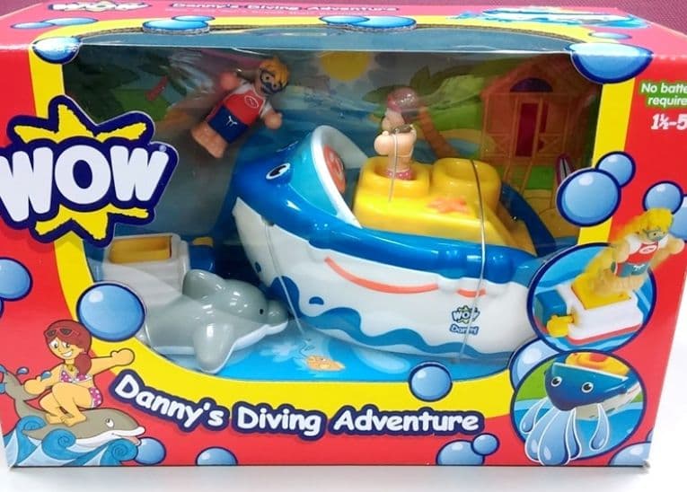 WOW Toys ワオトイズ　消防車　船　車セット　知育玩具　仕掛おもちゃ　海外