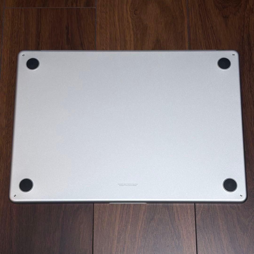 MacBook Air 15インチ Apple M4 シルバー MW1G3J/A
