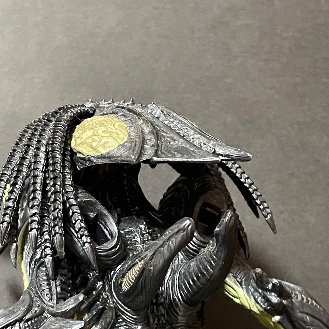 マクファーレントイズ　グリッドエイリアン　12インチ　フリュー　プレデリアン