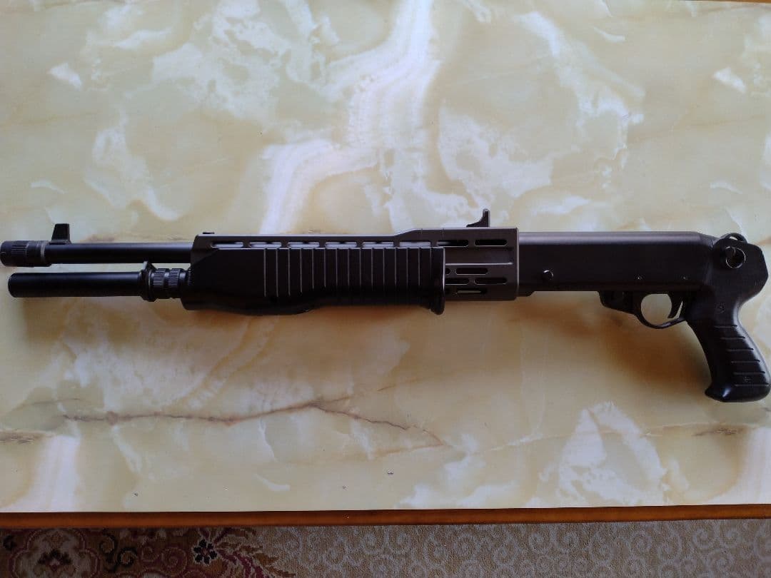 東京マルイ MARUIエアーショットガン SPAS12 スパス12　美品ですが‥