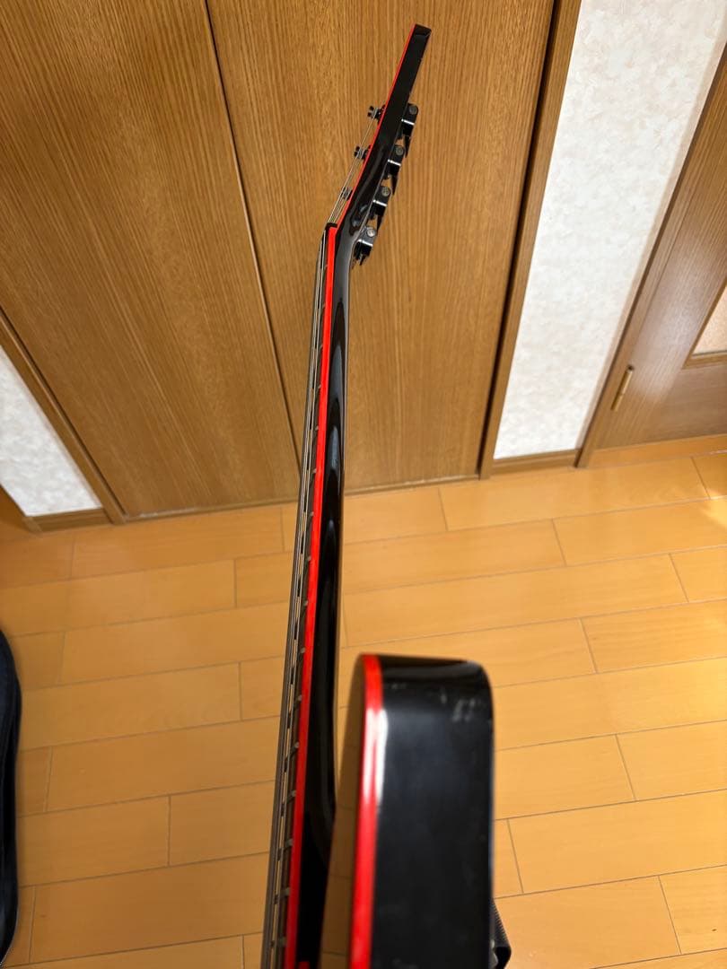 H*n様 Fresher エレキベース ギター　ブラック/レッド