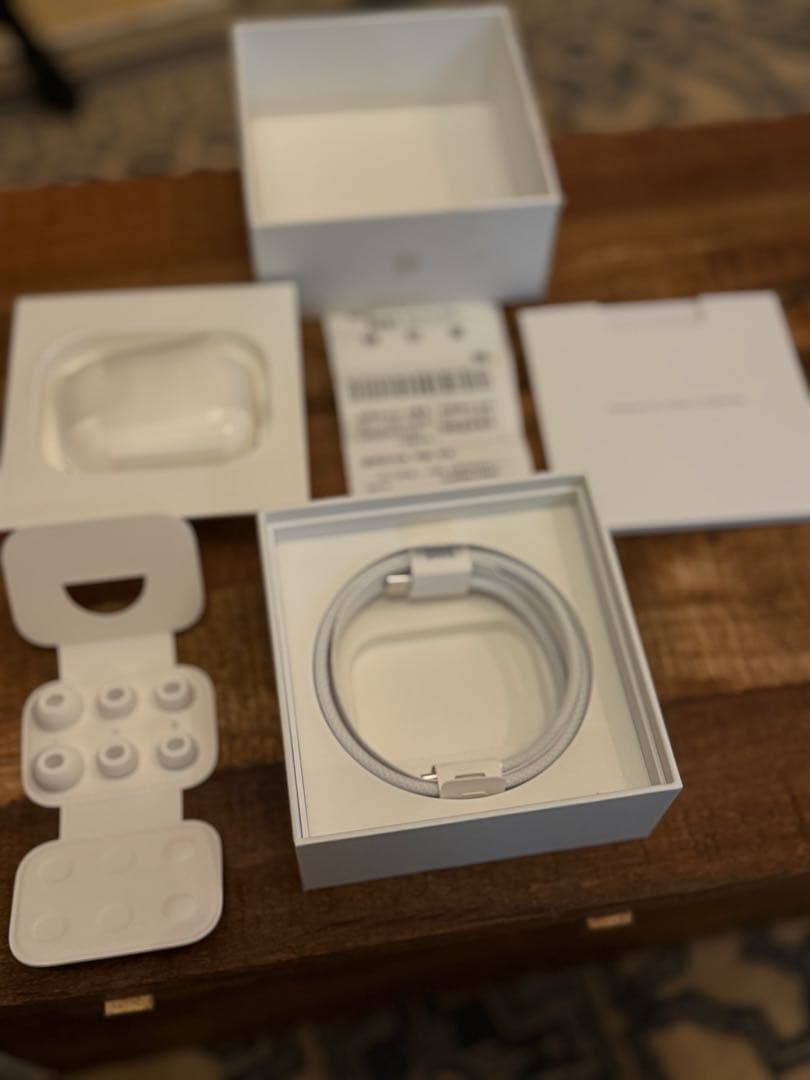【2027/1保証付】AirPods Pro 2 USB-C A3048 美品