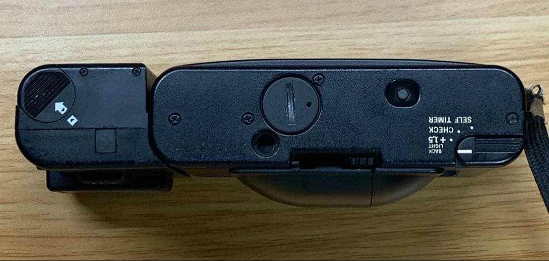 OLYMPUS オリンパス XA + A11 コンパクトフィルムカメラ