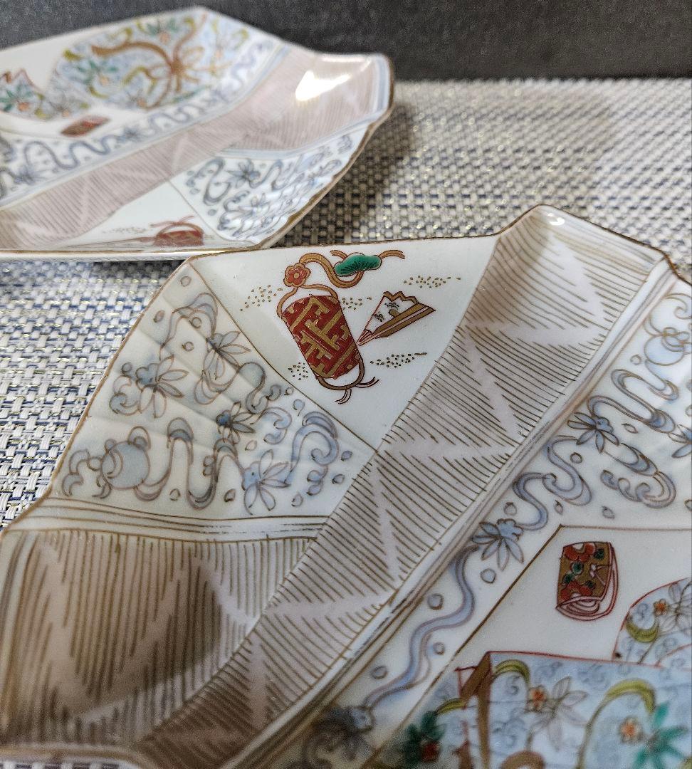 【最上作品❗️】江戸時代後期　古伊万里　錦手　折紙型　印籠に衣装図　変形皿　2客