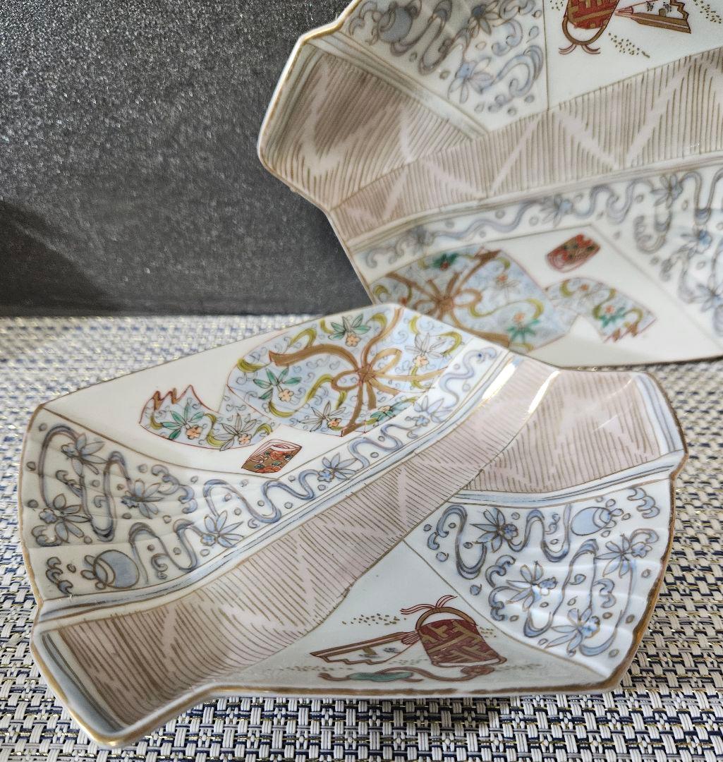 【最上作品❗️】江戸時代後期　古伊万里　錦手　折紙型　印籠に衣装図　変形皿　2客