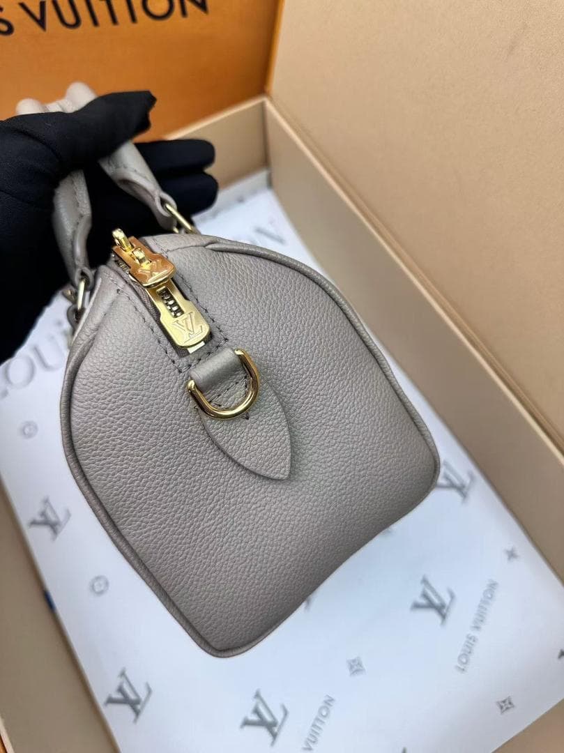 ✨ 状態良好✨グレー ハンドバッグ