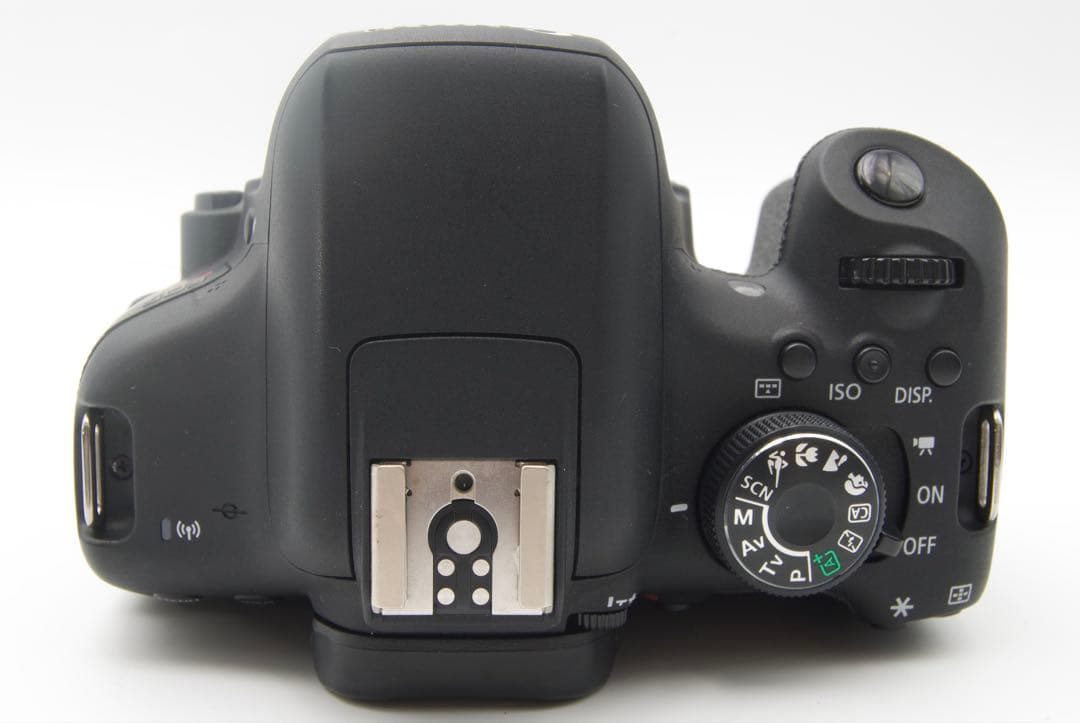 キャノンKiss X8i＋18-270mm 高倍率ズームキット　デジタル一眼レフ