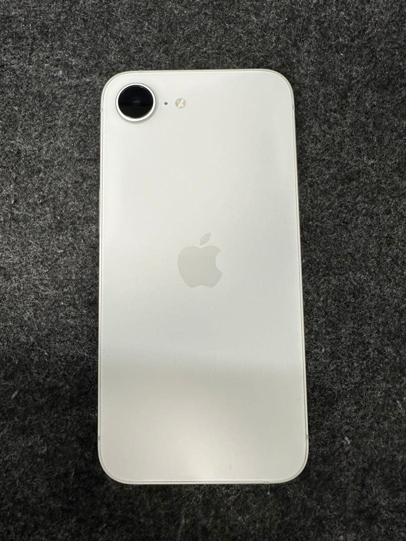 Apple iPhone 16e ホワイト 本体（SIMフリー）