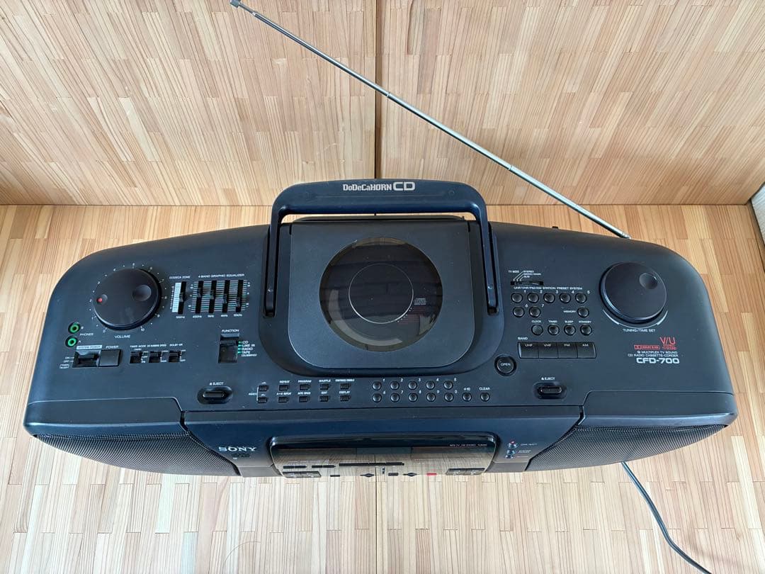 SONY CDラジカセCFD-700　ジャンク品　昭和レトロ