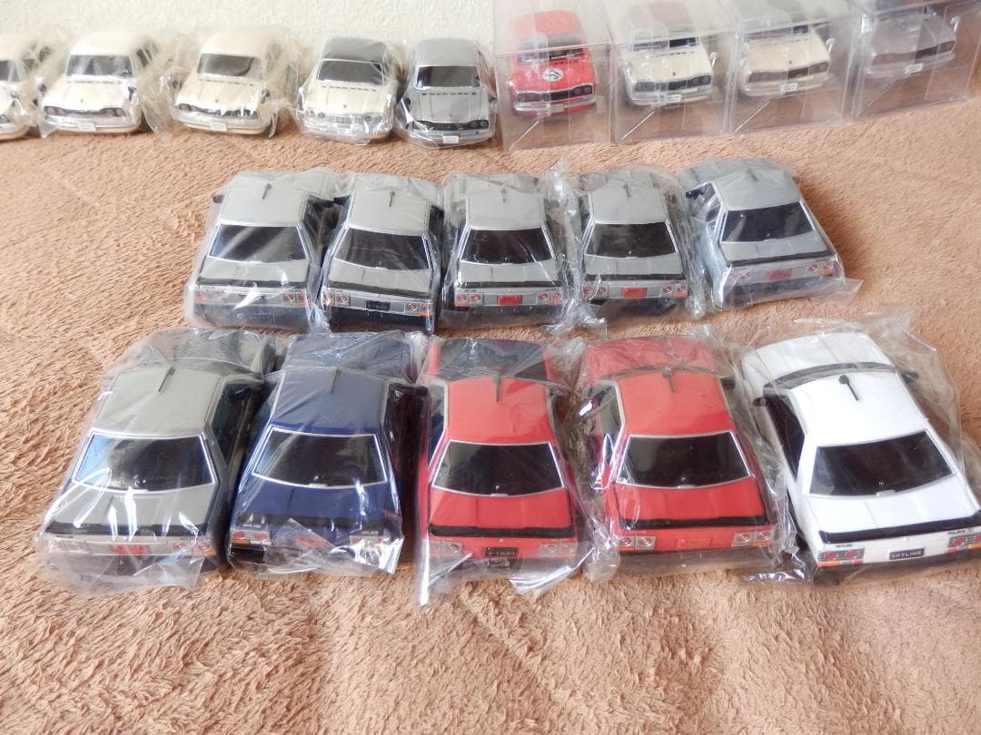 ⭕️新品★スカイライン大集合♥️初代・鉄仮面など★３２台ー８★旧車★大型ミニカー
