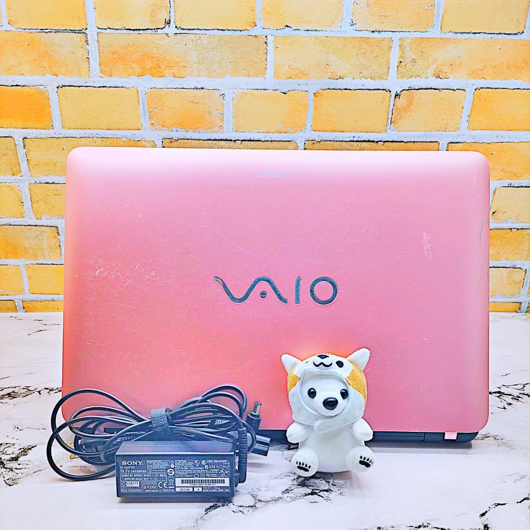 タッチパネルノートパソコン❣️新品SSD❤️レアなマシュマロピンク✨メモリ８G