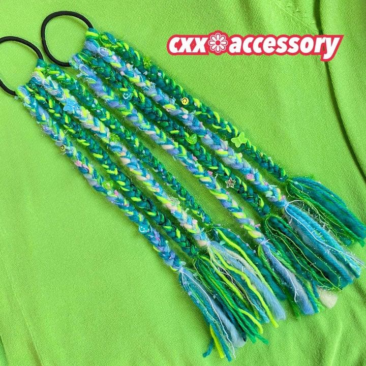 【e-5】毛糸エクステ ヘアゴム❁カラフル ニコちゃん 原宿デコラ 個性的 派手