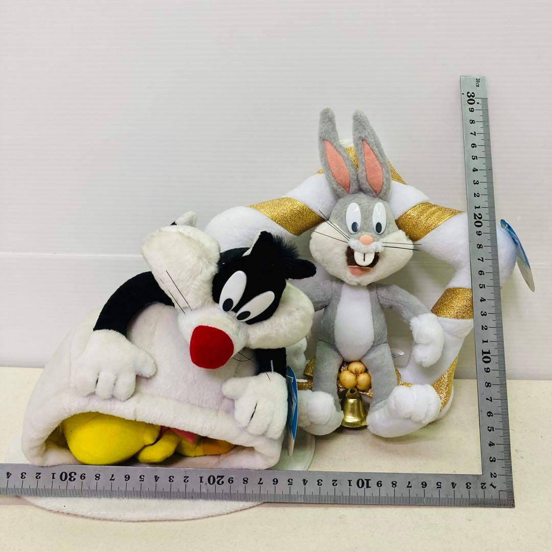 【タグ付き】　ルーニー・テューンズ　ウィンターシーンぬいぐるみ　2体セット セガ