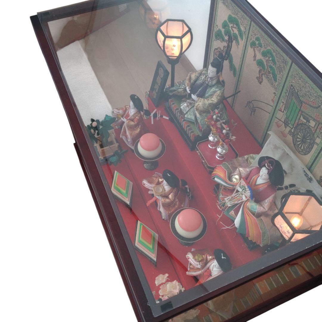 三段飾り 雛人形 ガラスケース ライト付 オルゴール付