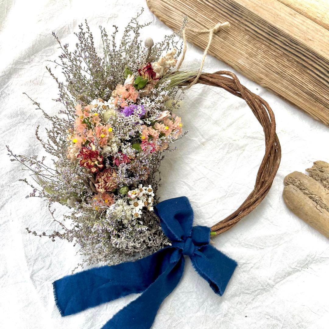 ドライフラワーリース　ドライフラワースワッグ　春リース　ラナンキュラス