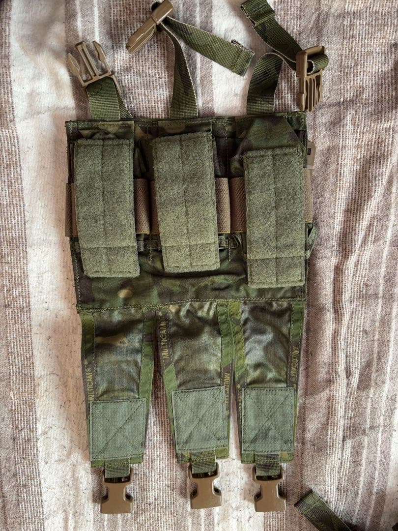 迷彩タクティカルポーチ　まとめ売り