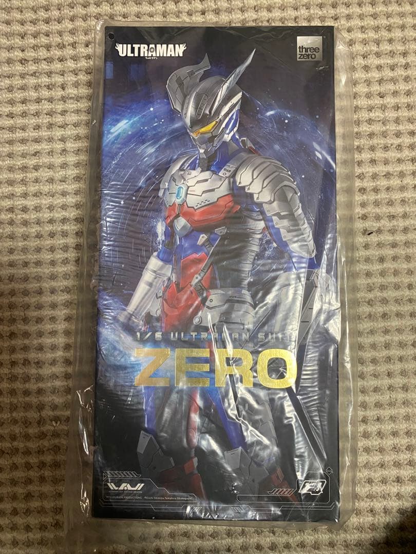 threezero ULTRAMAN SUIT4体＋weapon set 未開封