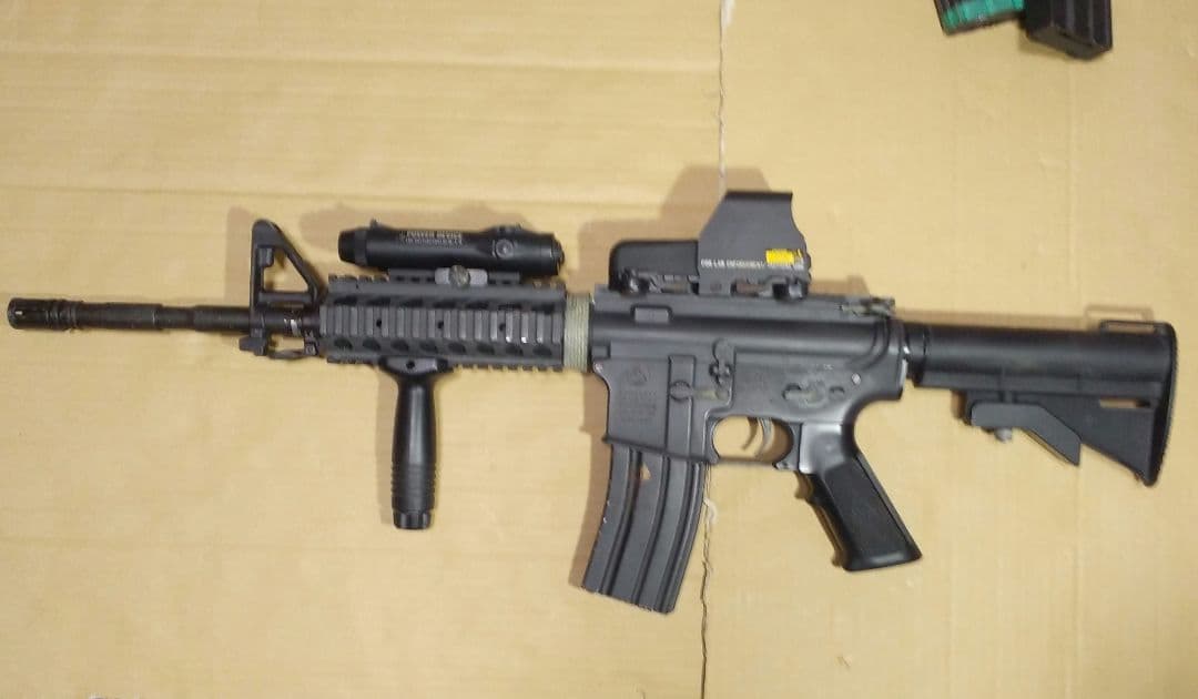 値段交渉OK！　M4A1 東京マルイ R18電動ガン　ジャンク扱い