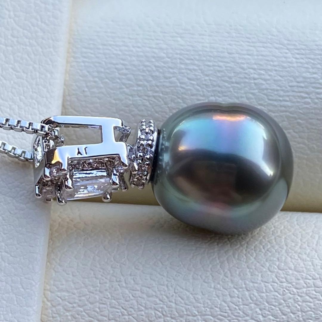 本真珠　南洋黒蝶真珠ネックレストップ11.2*10.7mmグリーン虹色PT926