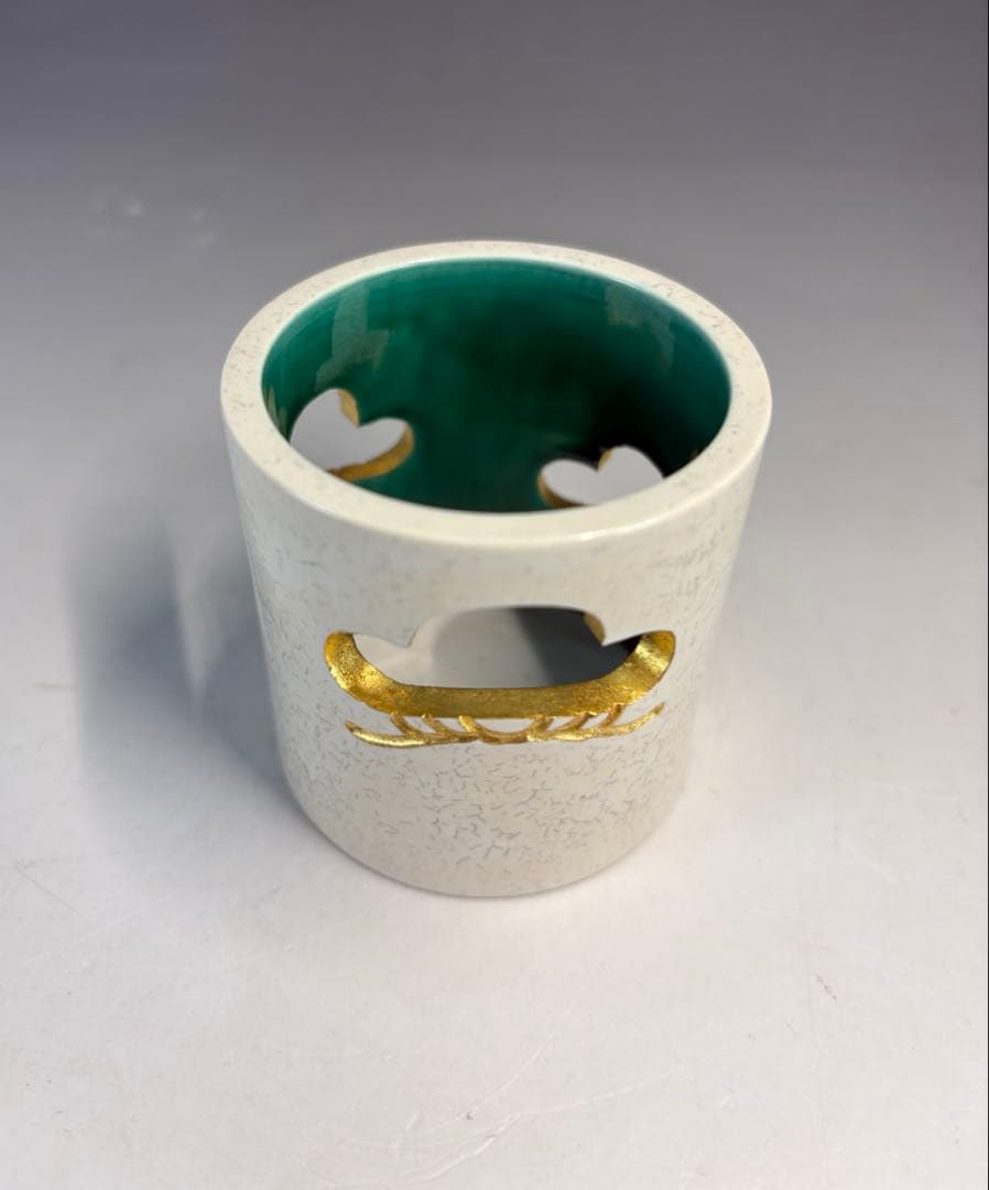 【中古品】茶道具　中村翠嵐造　交趾釉　松透蓋置（共箱）