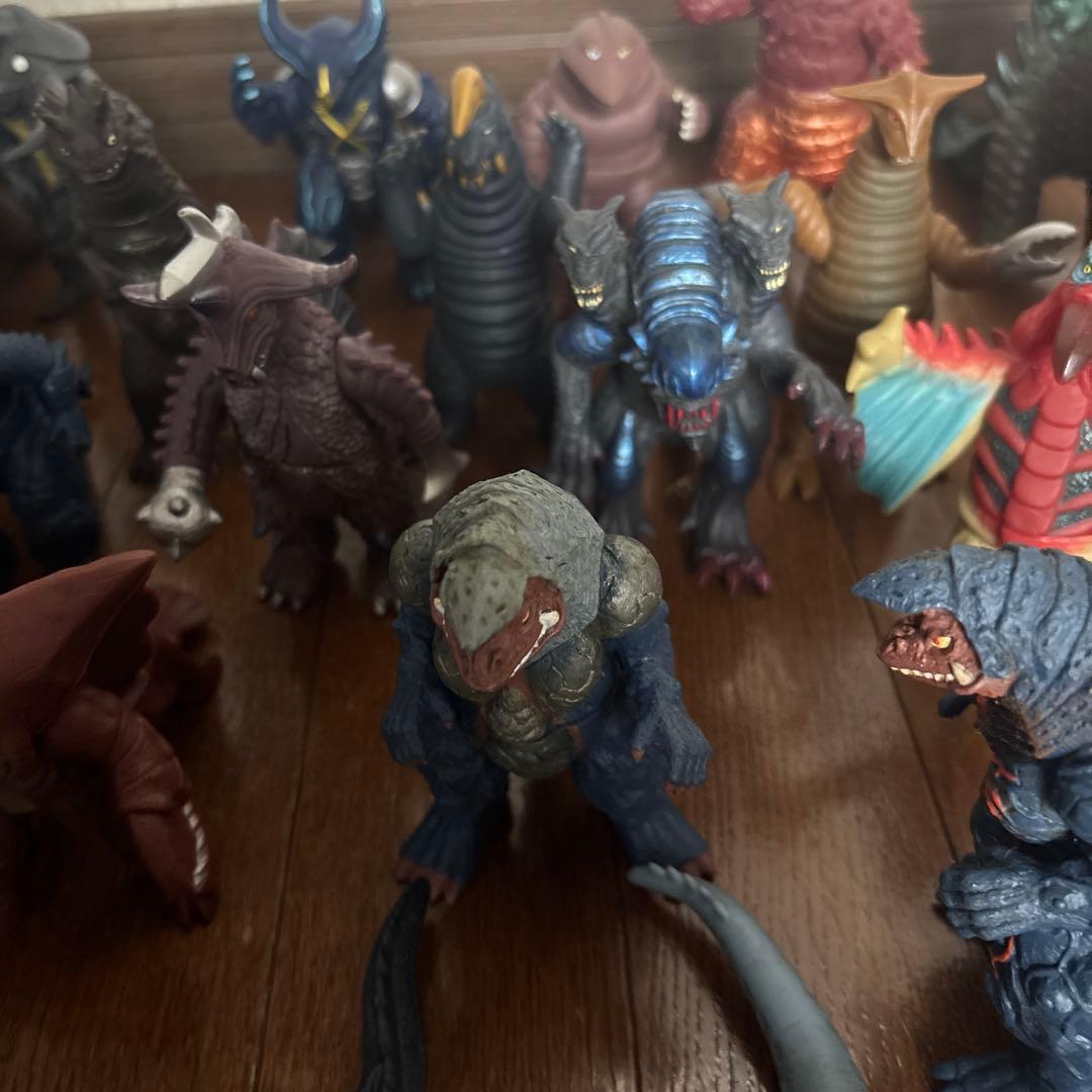 d*3様 怪獣フィギュアセット 27体
