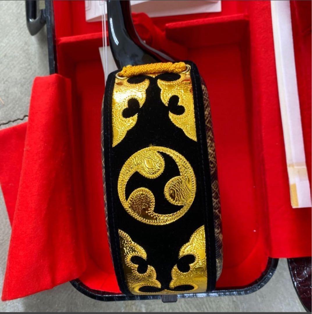 三味線 ケース付き 木製　沖縄三味線