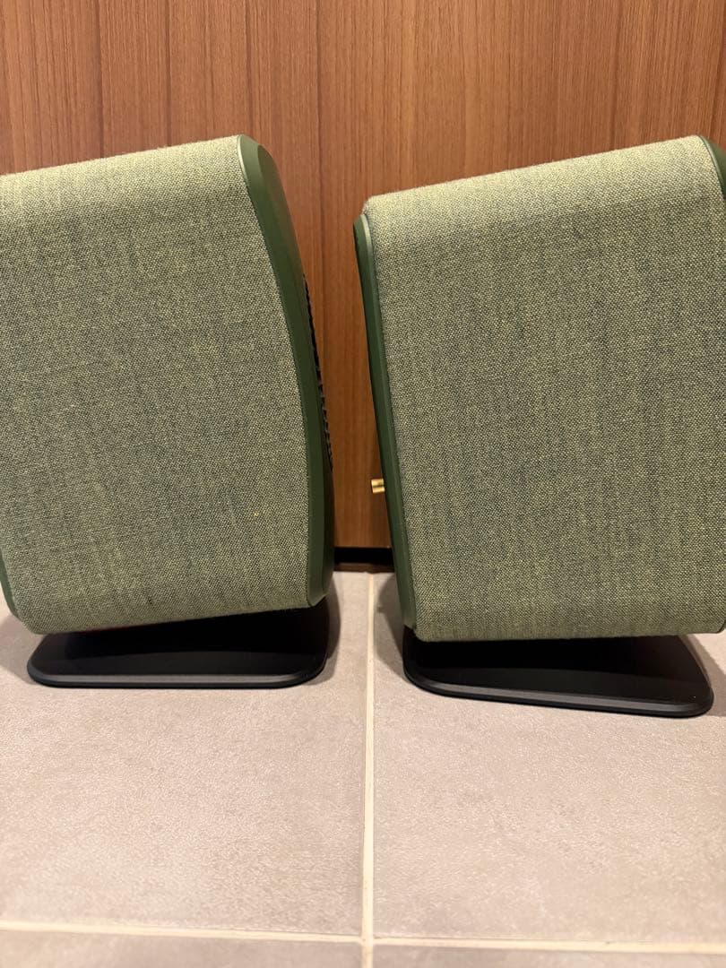 KEF LSX オリーブグリーン / スタンド付き