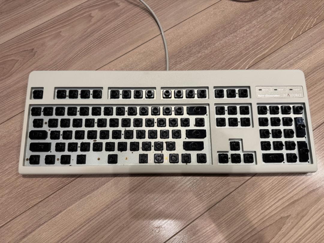 REALFORCE 104U 英語/白 XF01T0