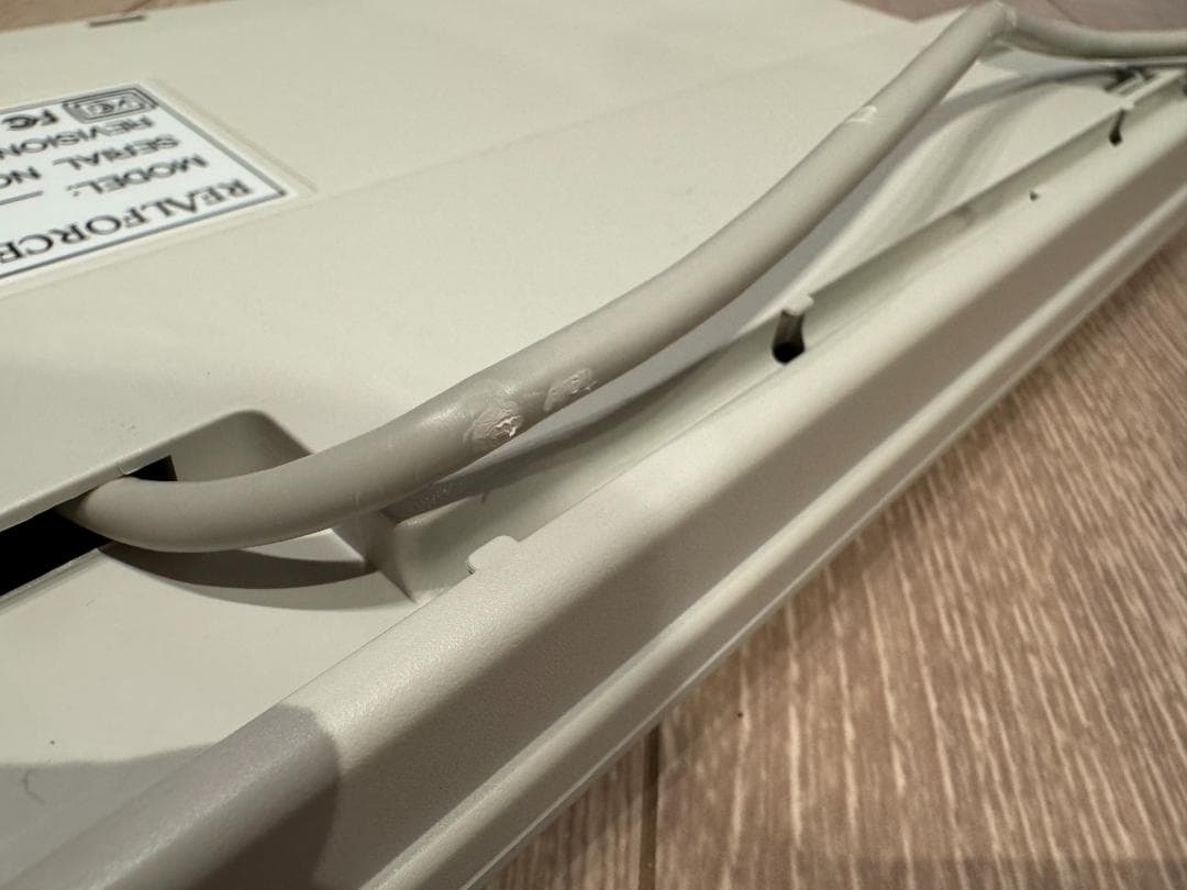 REALFORCE 104U 英語/白 XF01T0