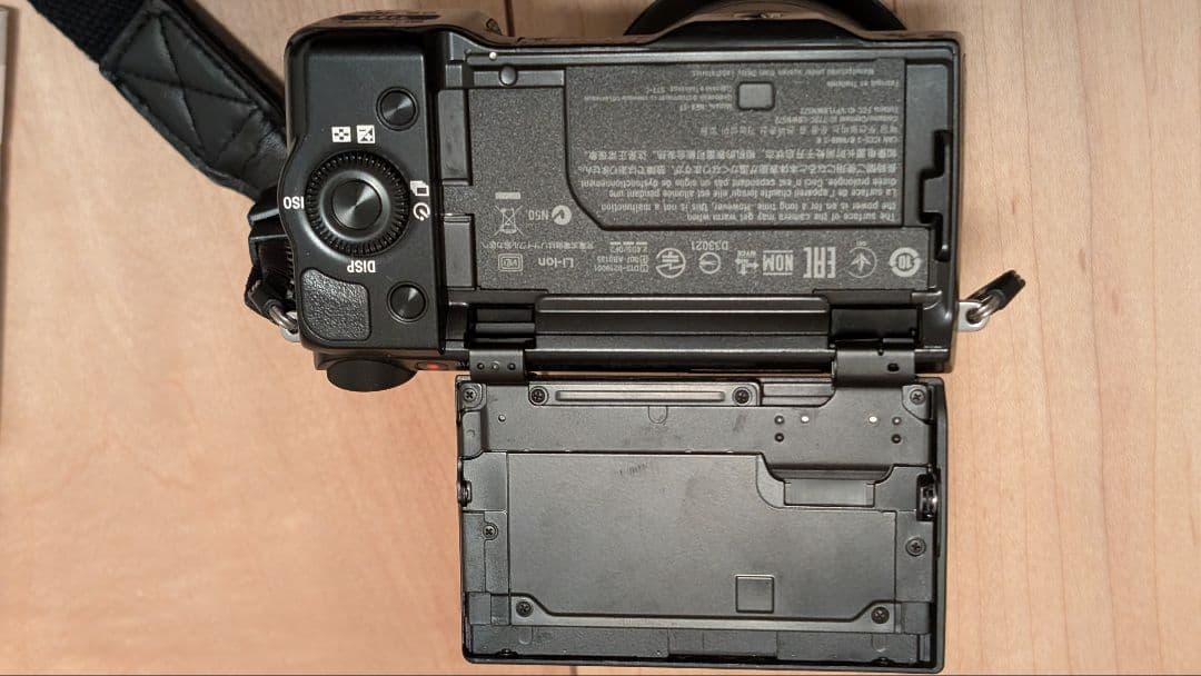 SONY NEX-5T本体、標準レンズ、SIGMA19mmF2.8 のセット