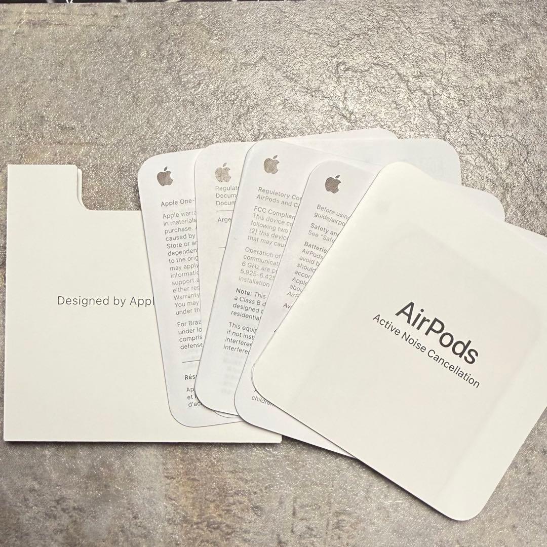 Apple AirPods 4 アクティブノイズ キャンセリング搭載(ANC)